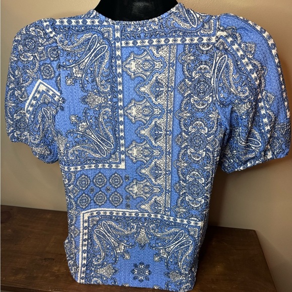 Loft Short Sleeve Blue White  Blouse Size Small - Picture 3 of 6